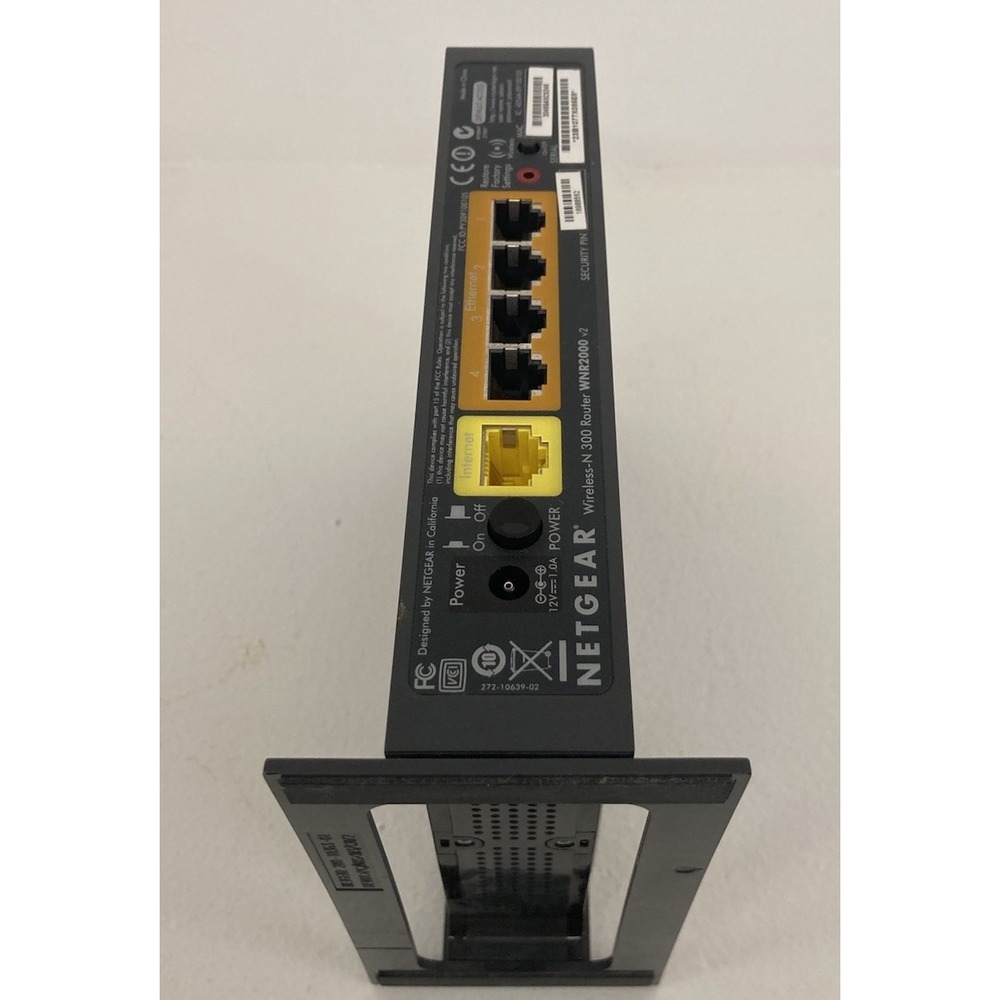 Netgear Wireless N 300 Router with Original Documentation Bundle - Picture 6 of 8